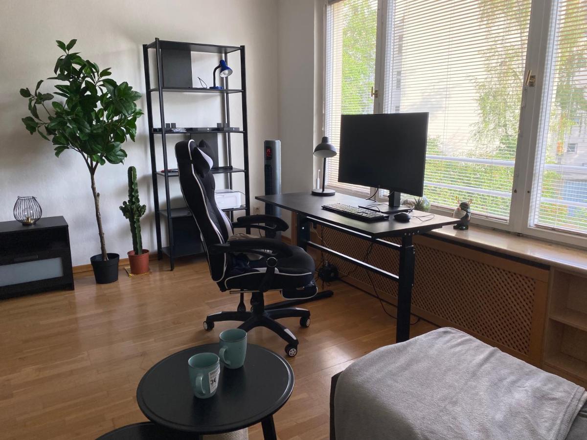 Apartamento Modern Studio In With Garden Near Sea *